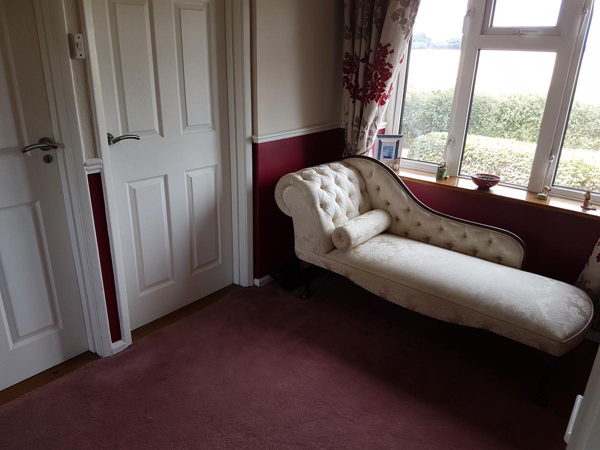 Chimneys B&B Holbrook  외부 사진